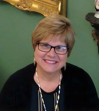 Liz Doyle Founder She Leads America